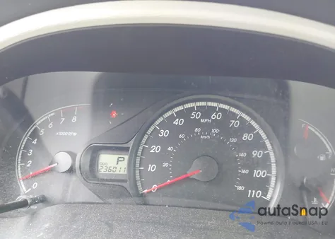 2011 Toyota Sienna Le V6 from USA, damaged, VIN 5TDKK3DC2BS043277